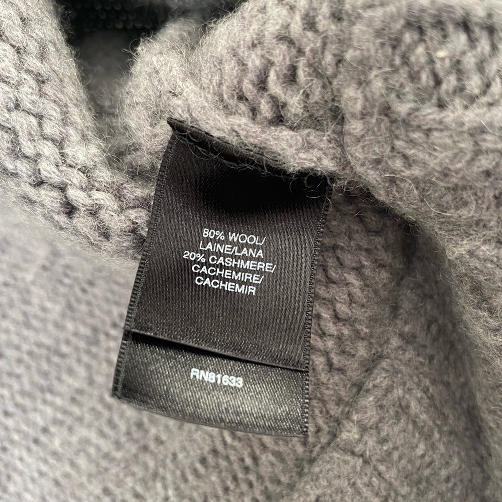 Kenneth Cole Gray Women's Sweater shrug size S - Picture 5 of 5